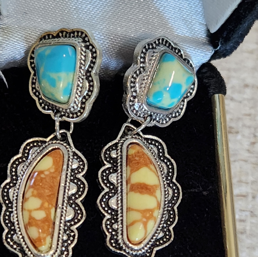 New Womens Native American Turquoise Silver Drop Earrings